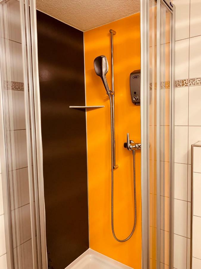 Gasthof Zur Buendte Jenins Buitenkant foto